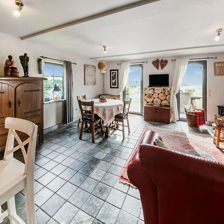 Tranquil Holiday Home In Mont With Bubble Bath Eksteriør bilde